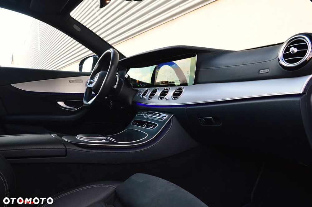 Mercedes-Benz Klasa E 220 d 4-Matic AMG - 17