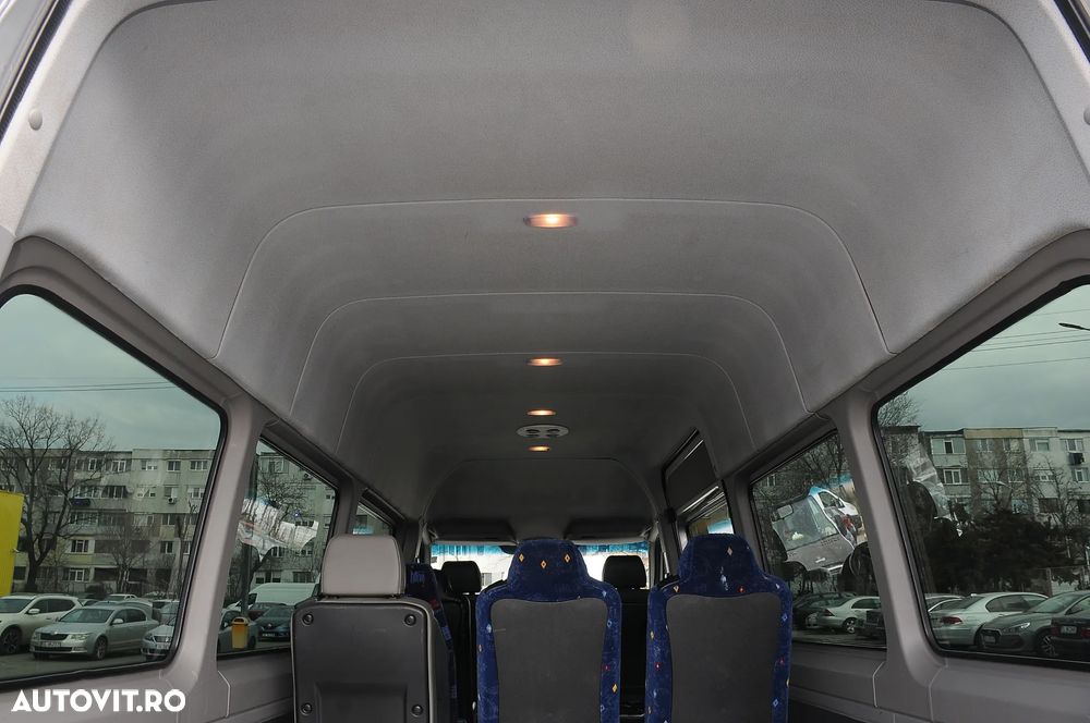 Mercedes-Benz Sprinter - 20