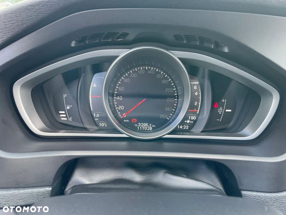 Volvo V40 T2 Drive-E Momentum - 20