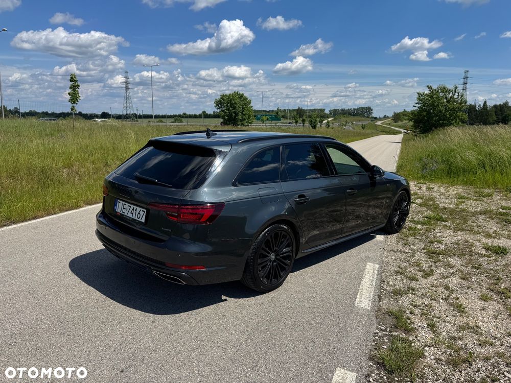 Audi A4 Avant 2.0 TDI Quattro Design S tronic - 10