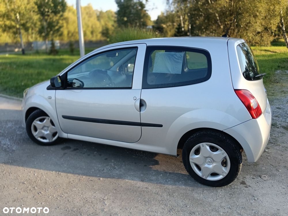 Renault Twingo 2011 photo 2
