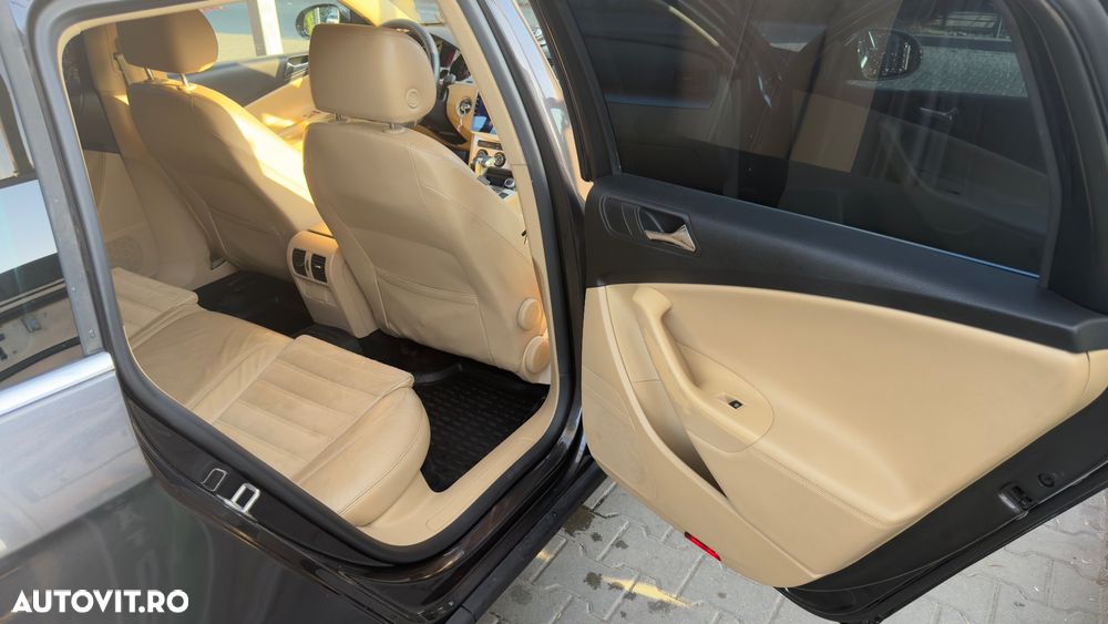 Volkswagen Passat 2.0 TDI Trendline DPF DSG - 14