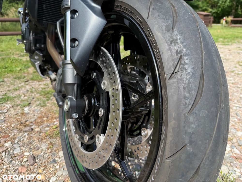 Kawasaki Z 900 - 8