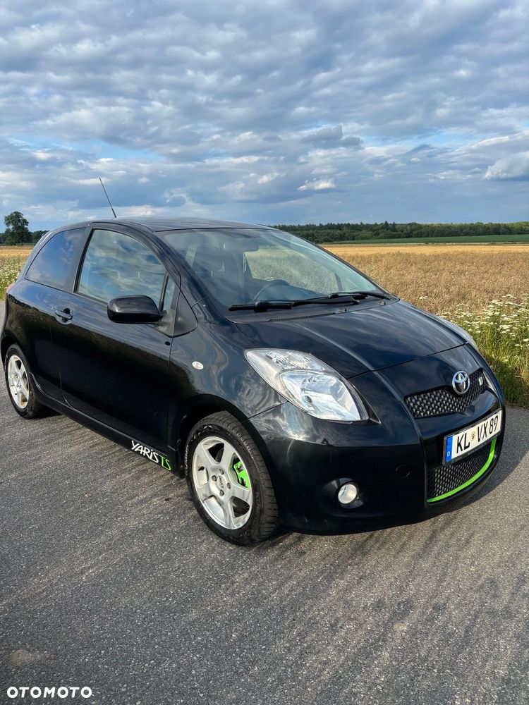 Toyota Yaris 1.8 VVT-i TS - 1