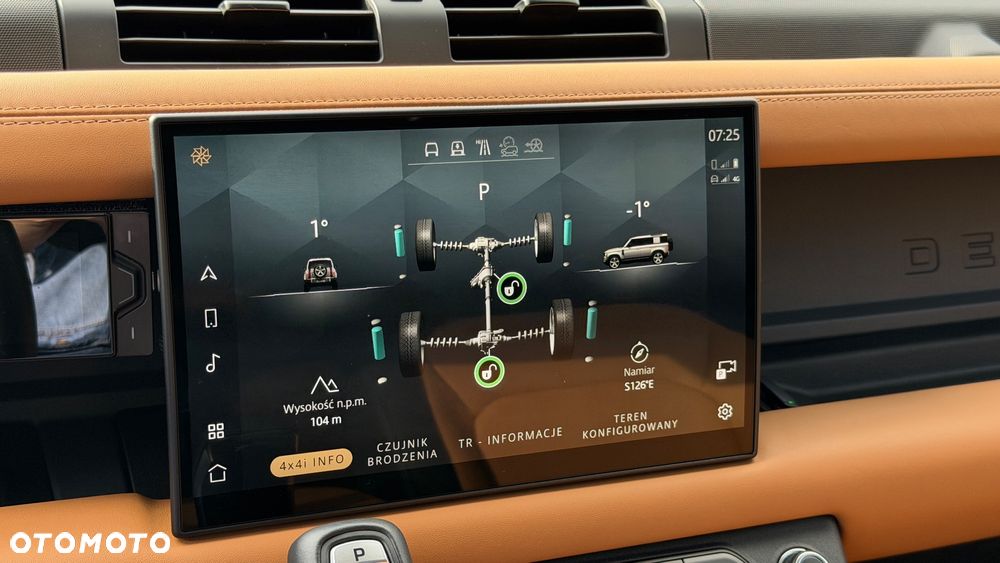 Land Rover Defender 3.0 D300 mHEV - 35