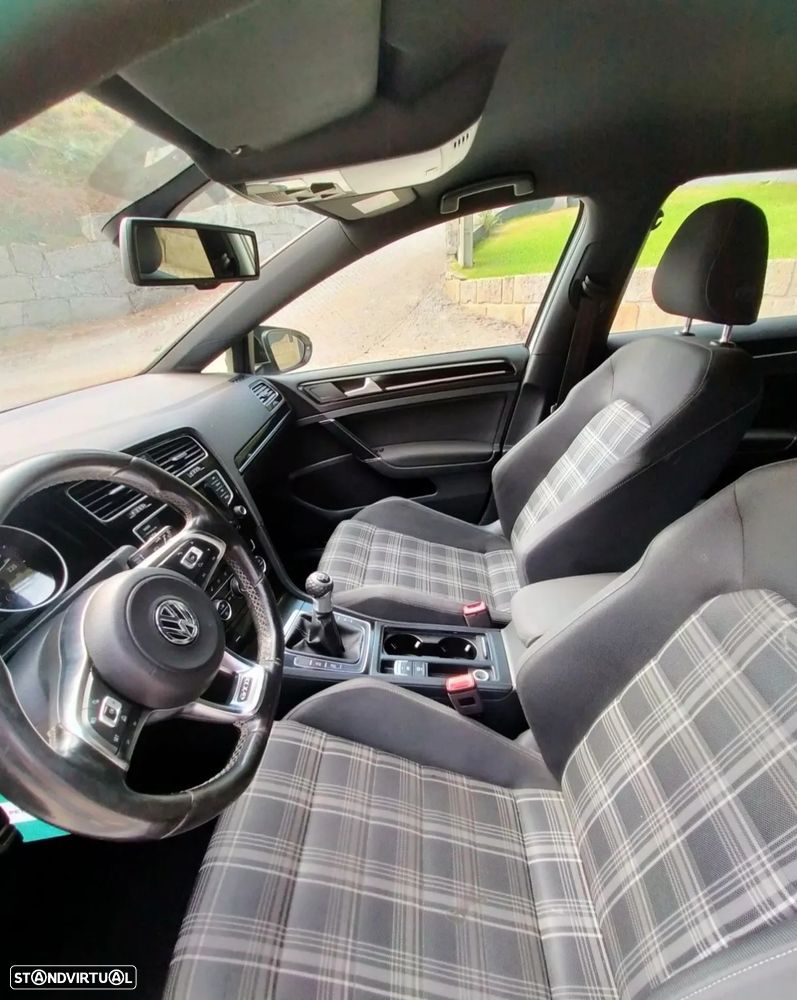 VW Golf 2.0 TDI GTD - 16