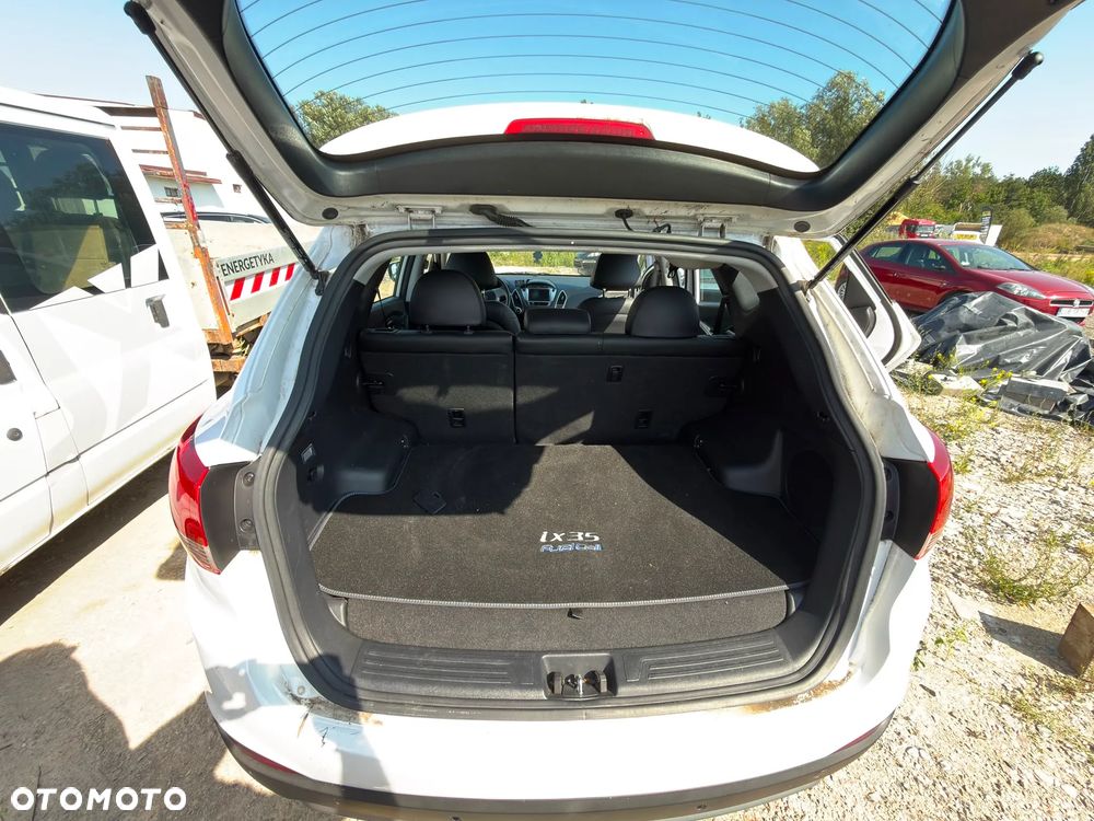Hyundai ix35 - 12