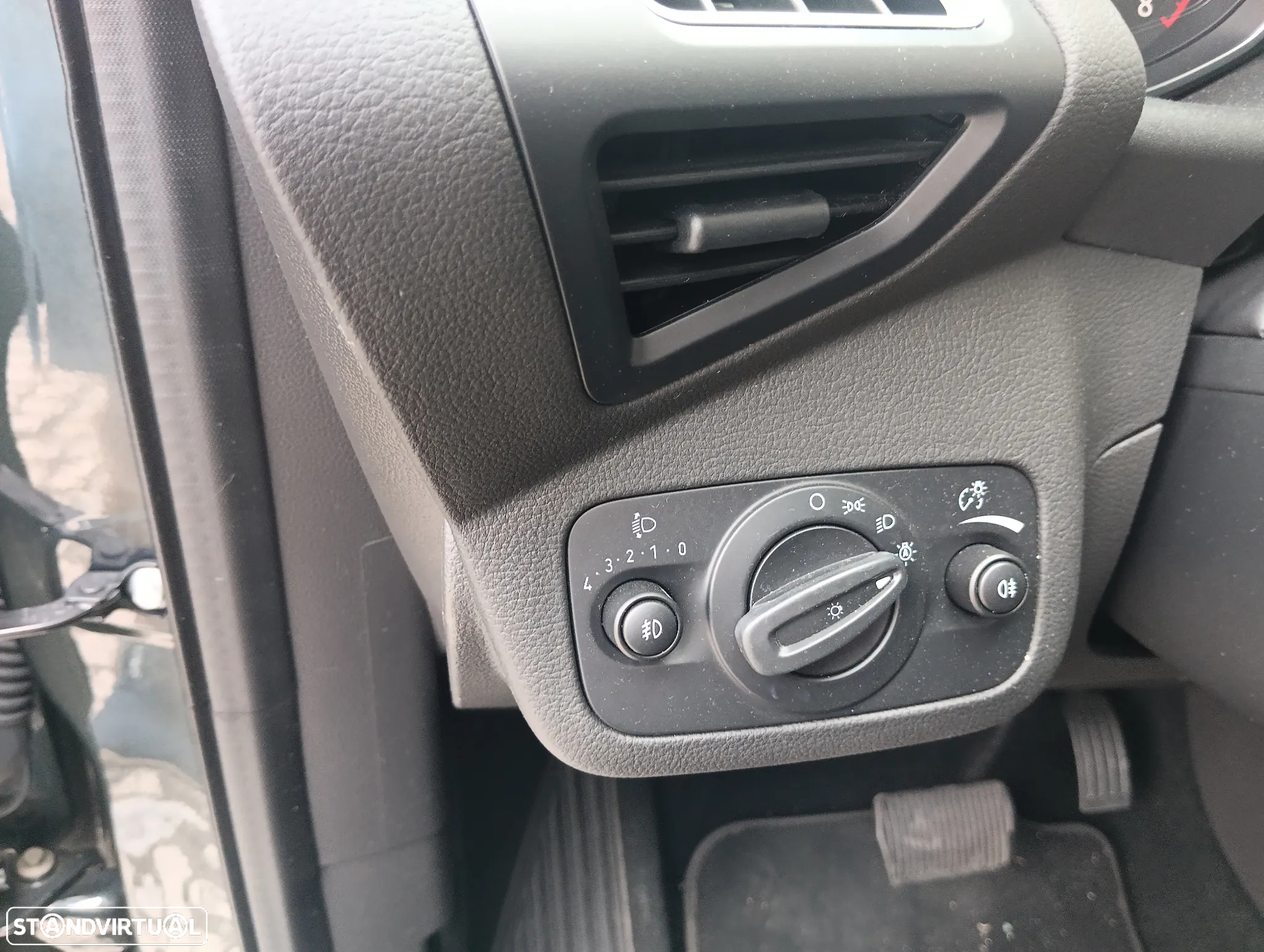Ford Kuga 1.5 EcoBoost Titanium 4WD Powershift - 8