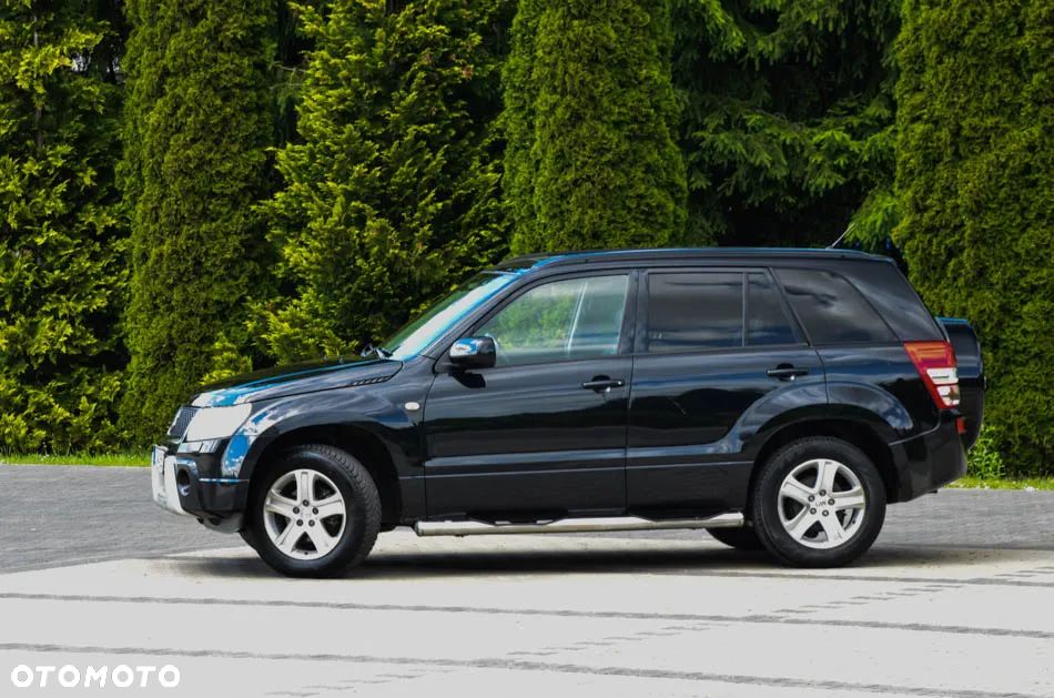 Suzuki Grand Vitara 2.0 De luxe - 12