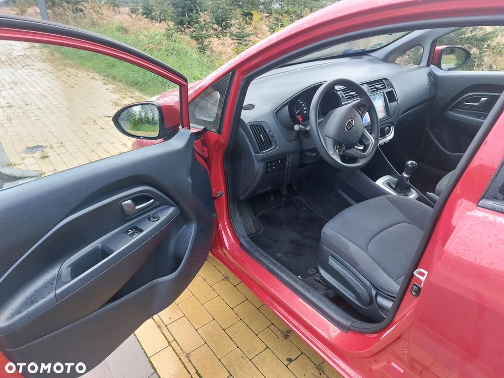 Kia Rio - 6