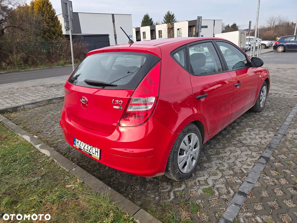 Hyundai i30 1.4 Classic - 6