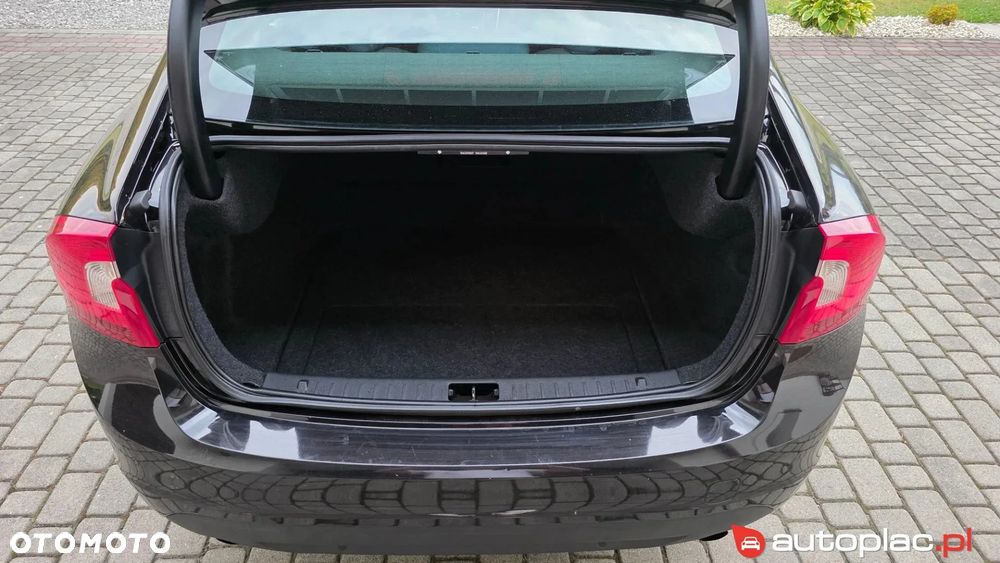 Volvo S60 2.0T Momentum - 30
