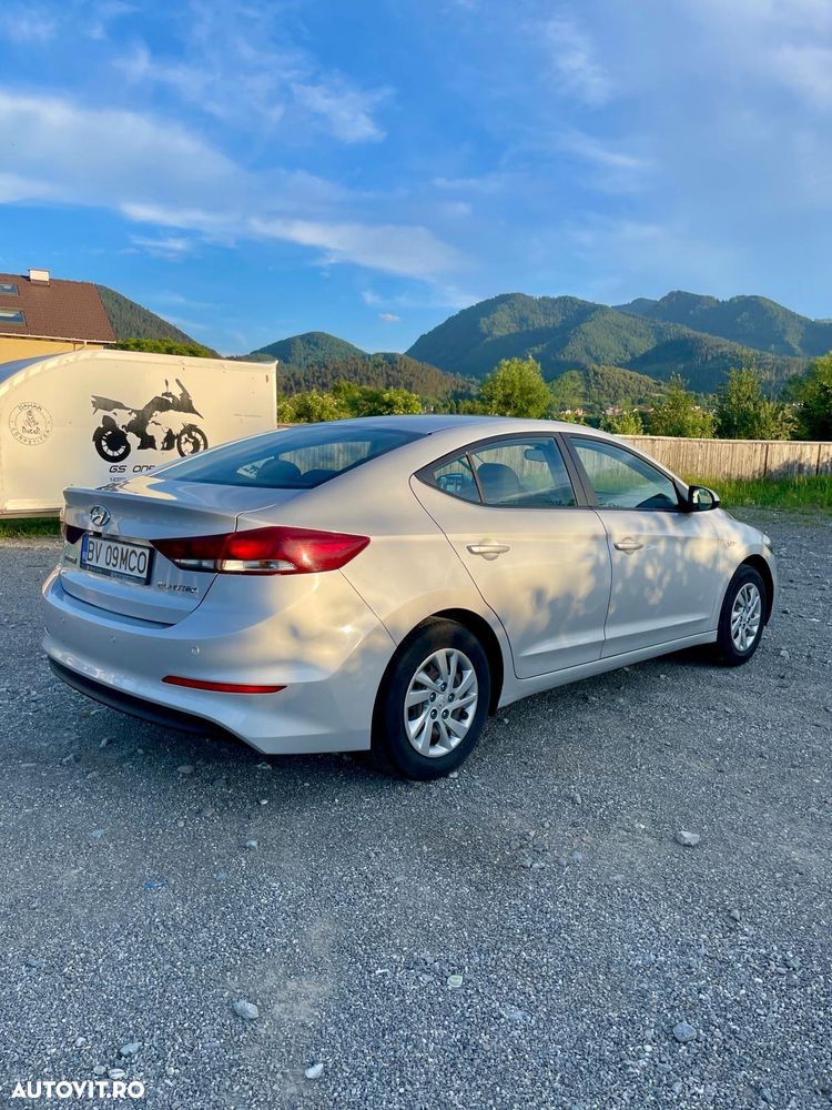 Hyundai Elantra 1.6 MPi Classic - 7