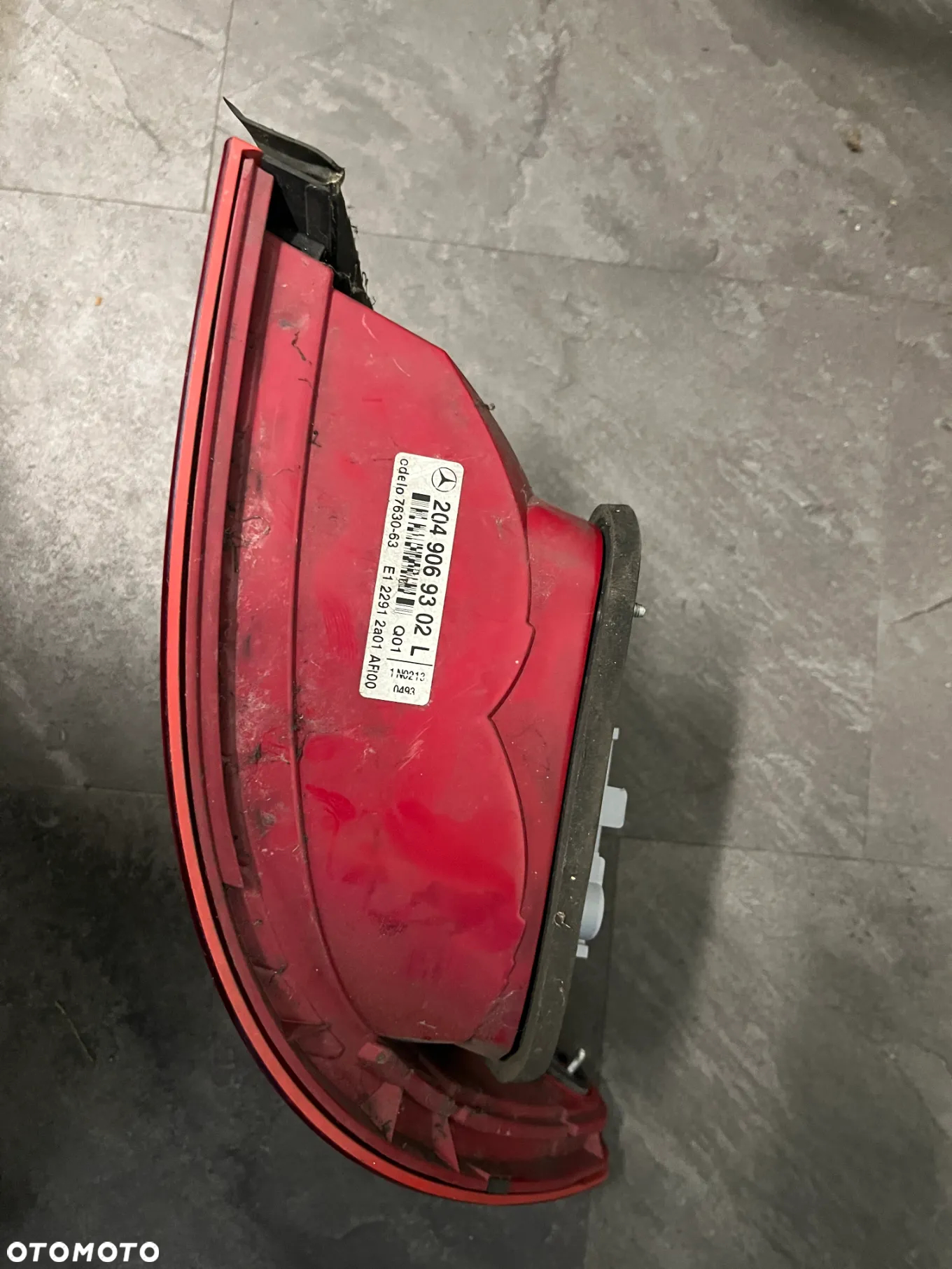 LAMPA lewa lewy tył  A2049069302 A2049069302L UK MERCEDES C-KLASA W204 KOMBI 2010r - 2
