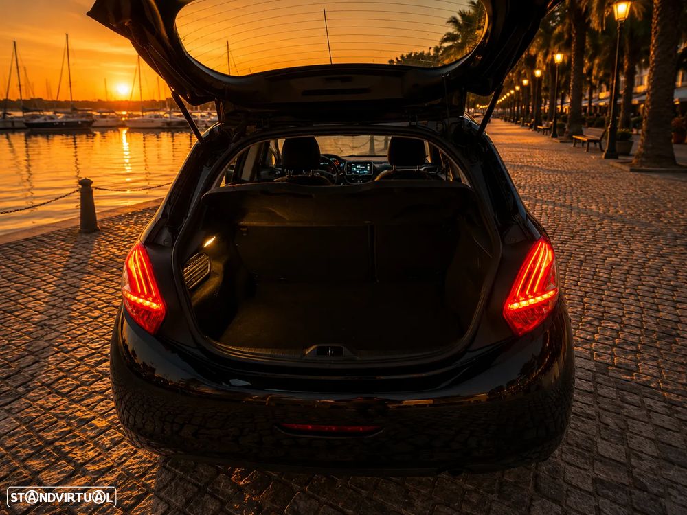 Peugeot 208 82 VTI Allure - 7