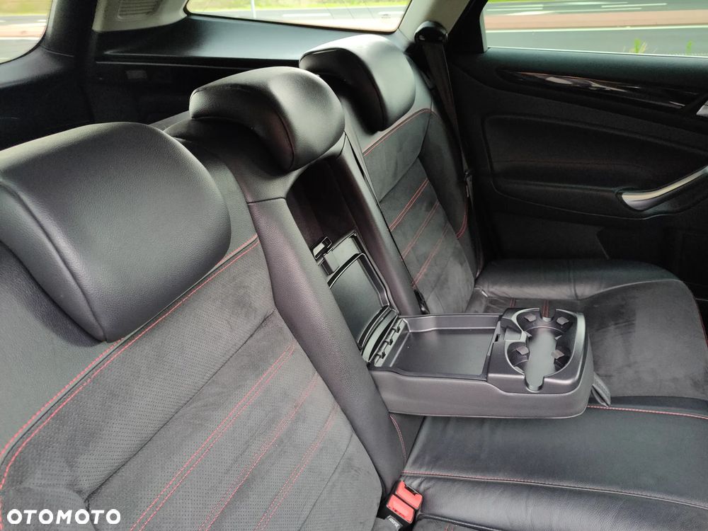 Ford Mondeo 2.0 EcoBoost Titanium S - 13