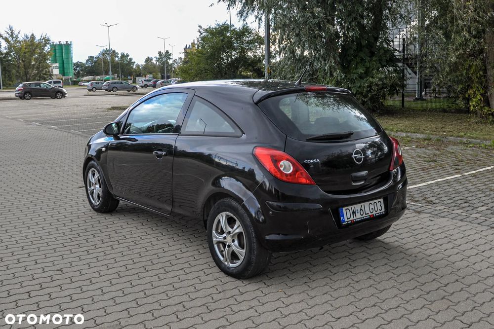 Opel Corsa - 3