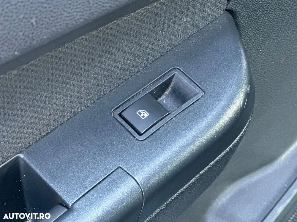 Opel Zafira 1.9 CDTI Essentia - 13