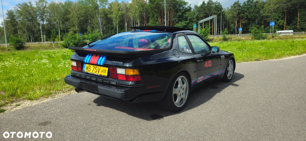 Porsche 944 - 6