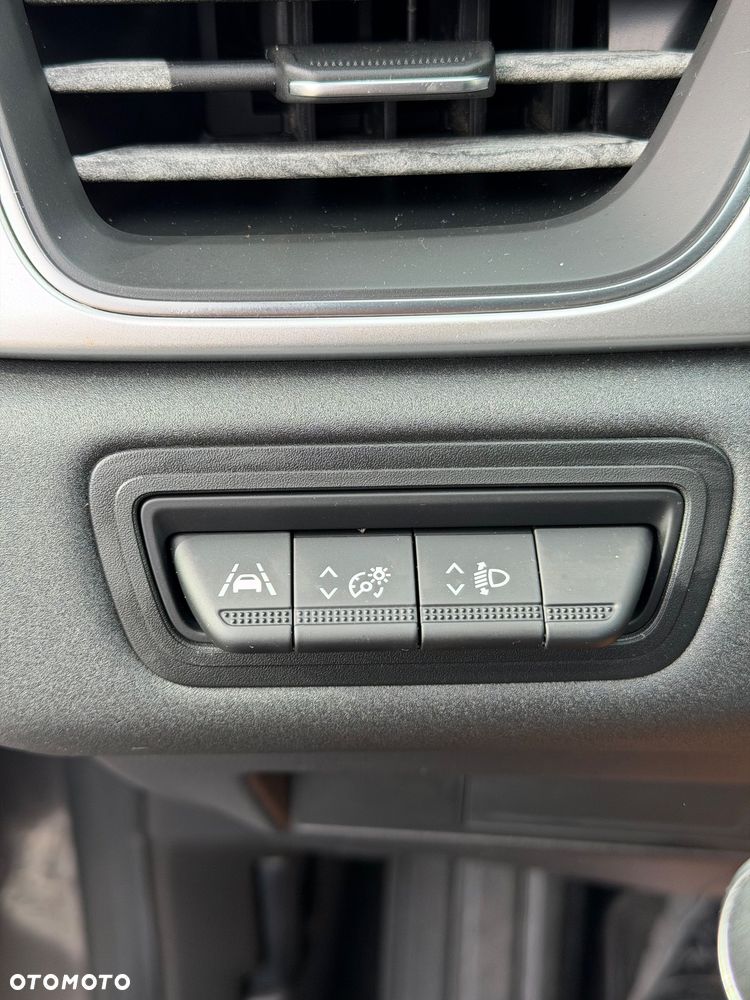 Renault Captur - 16