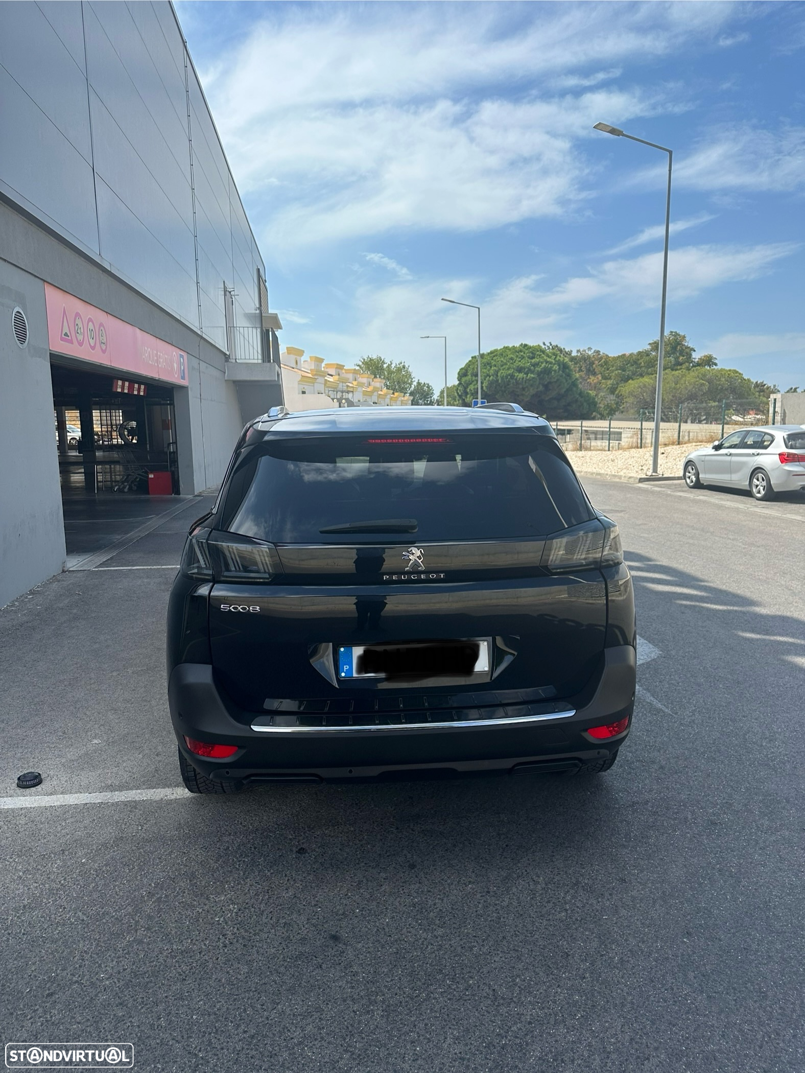 Peugeot 5008 1.5 BlueHDi Allure Pack EAT8 - 4