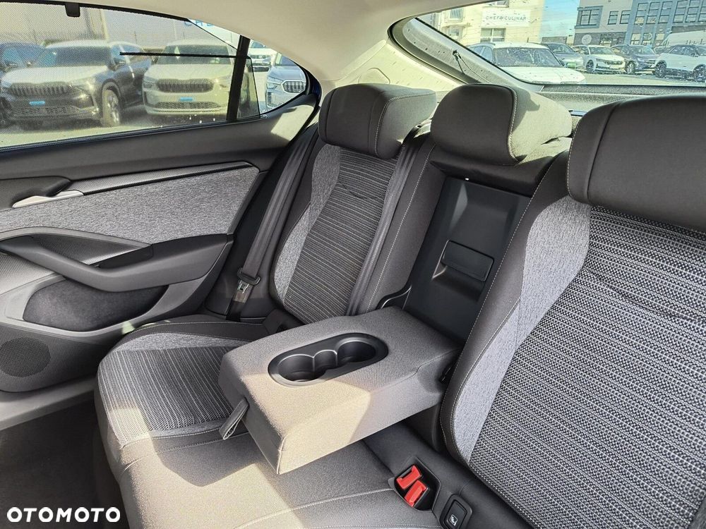 Skoda Superb 2.0 TSI Edition 130 DSG - 16
