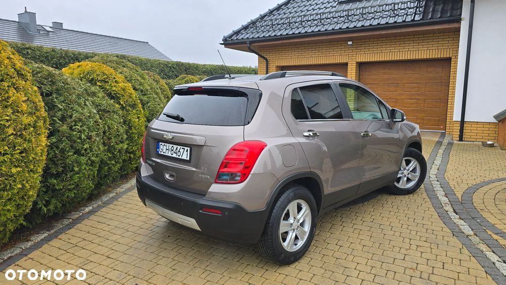 Chevrolet Trax 1.6 LT - 18