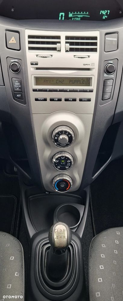 Toyota Yaris 1.0 VVT-i Luna - 8