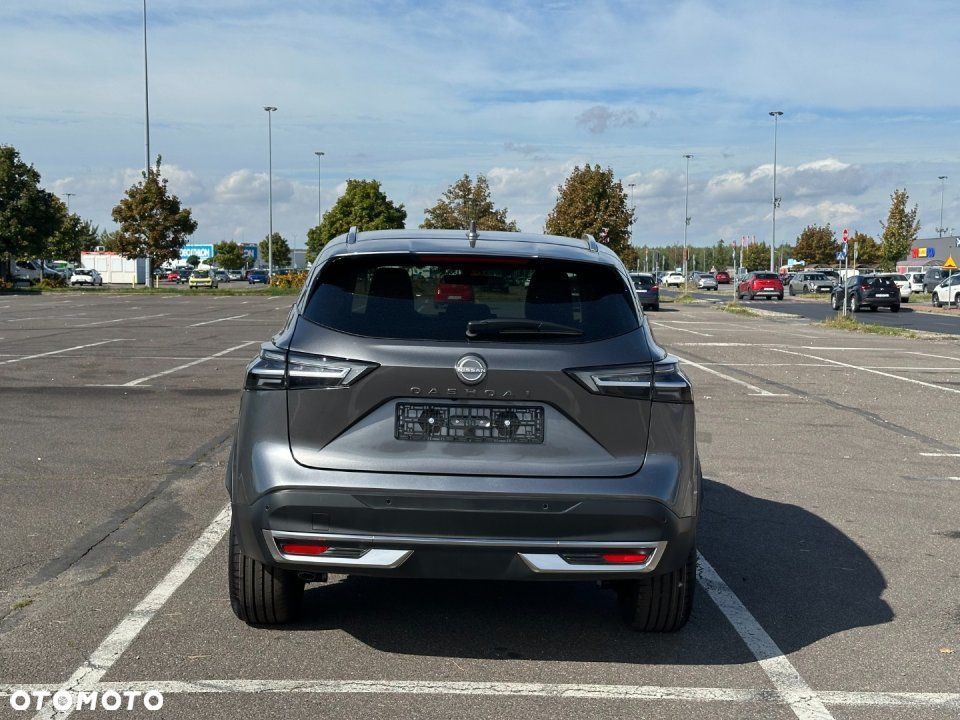 Nissan Qashqai - 4