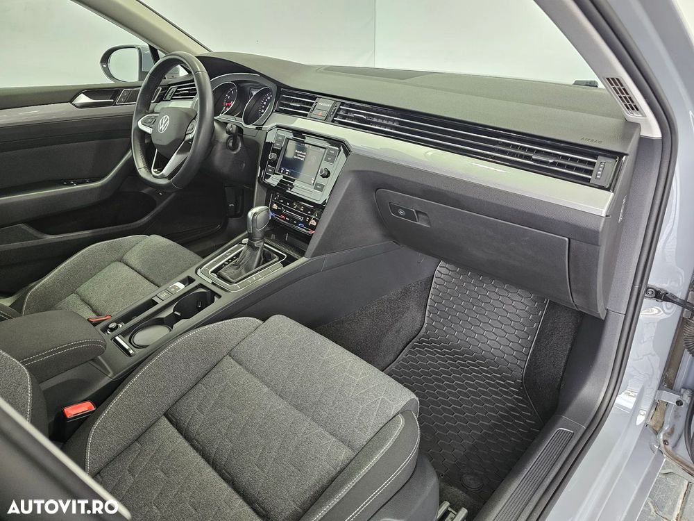 Volkswagen Passat 1.5 TSI ACT OPF DSG Comfortline - 25