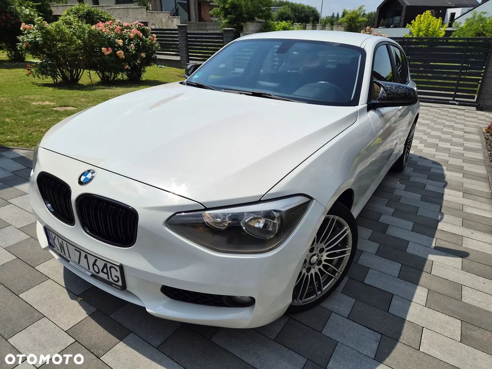 BMW Seria 1 116d Sport Line - 5