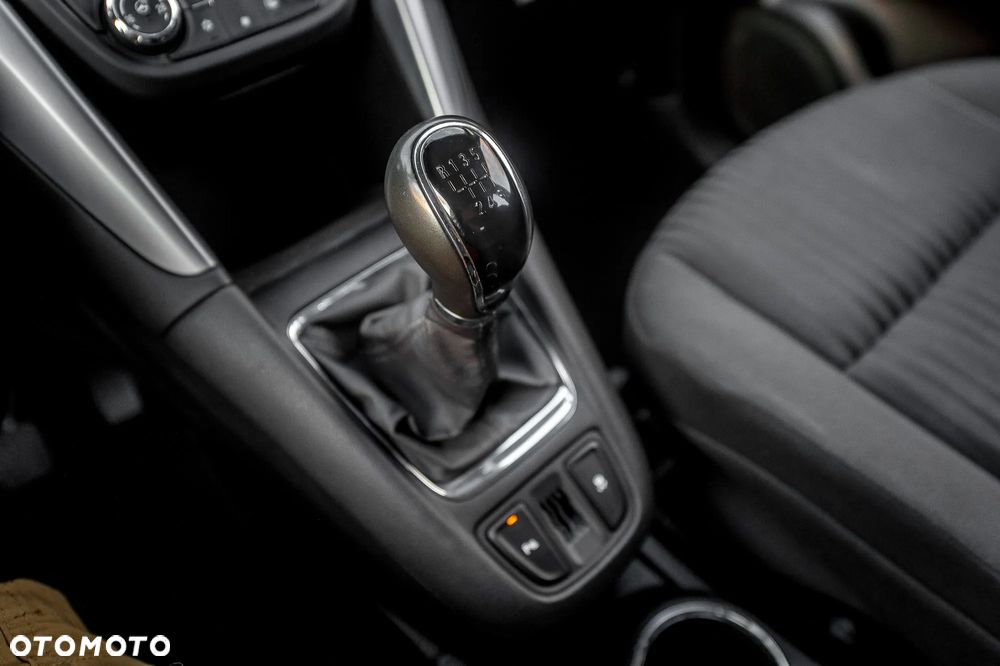 Opel Zafira 1.4 Turbo (ecoFLEX) Start/Stop Business Edition - 32