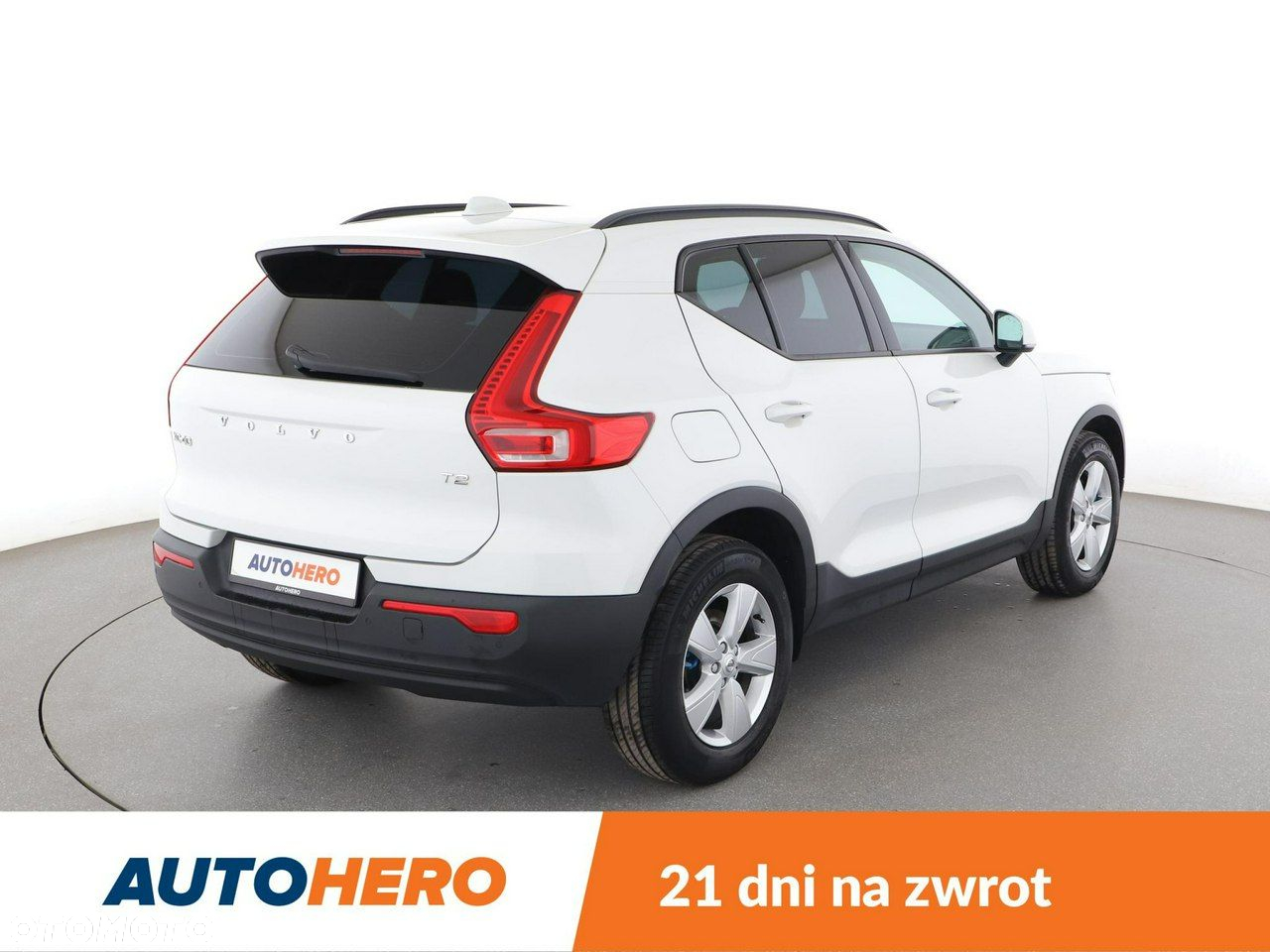 Volvo XC 40 T2 Momentum Core - 7