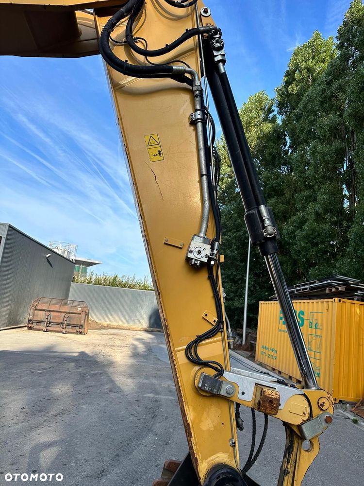 Caterpillar M318F - 5