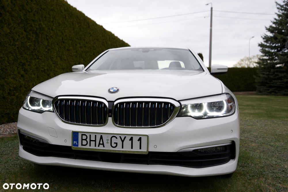 BMW Seria 5 520d Luxury Line - 3