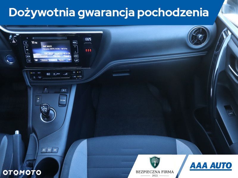 Toyota Auris - 10