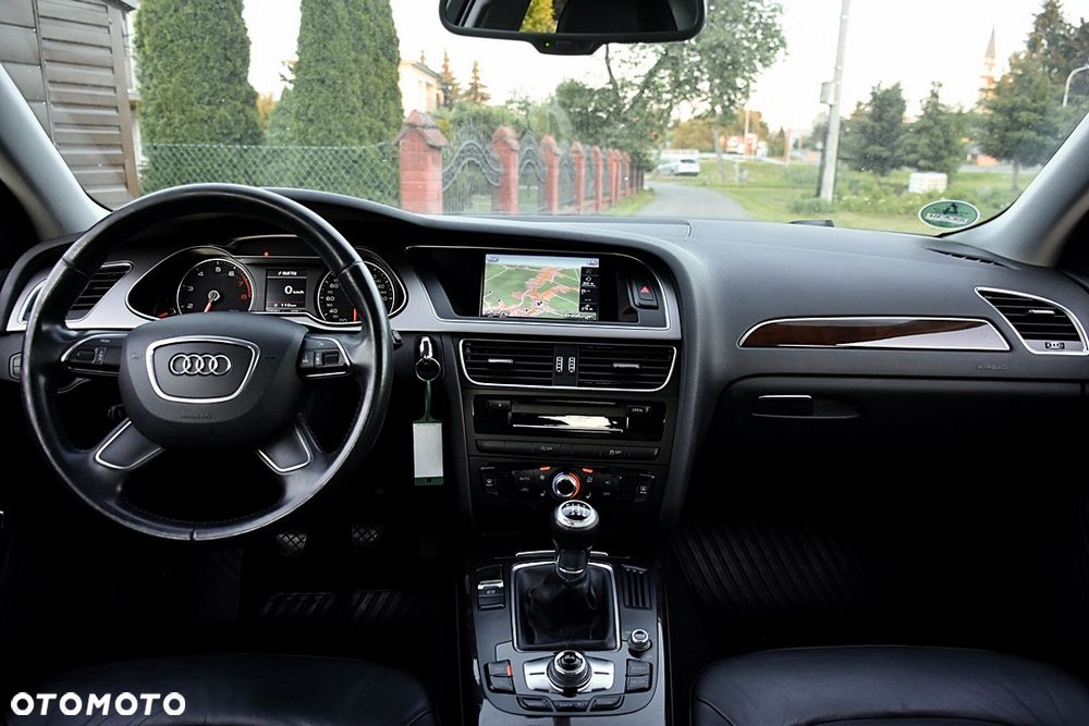 Audi A4 Limousine 1.8 TFSI quattro Attraction - 18