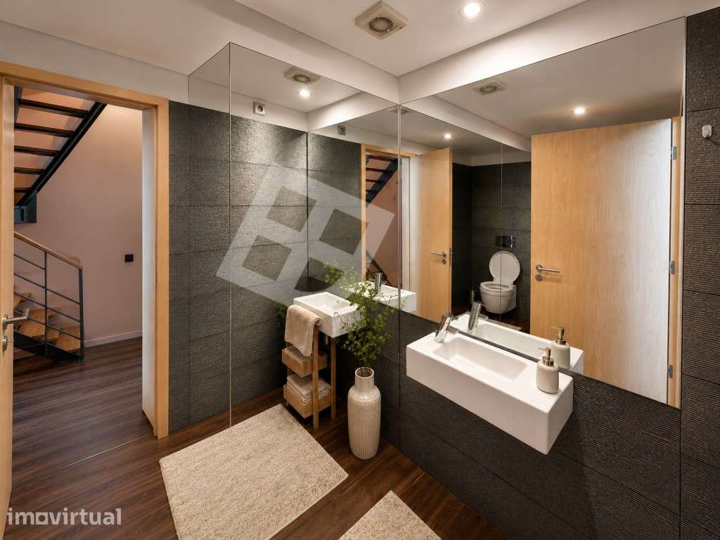 Apartamento T1+1 Dúplex Mobilado- Centro de Aveiro - Grande imagem: 4/10