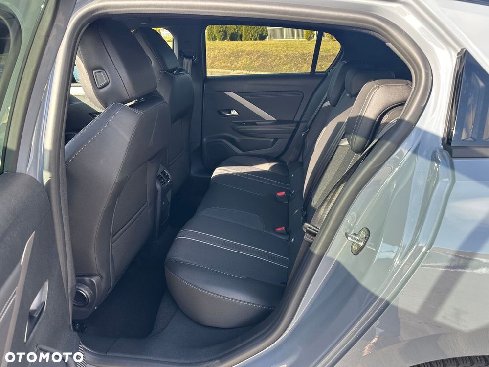 Opel Astra - 4