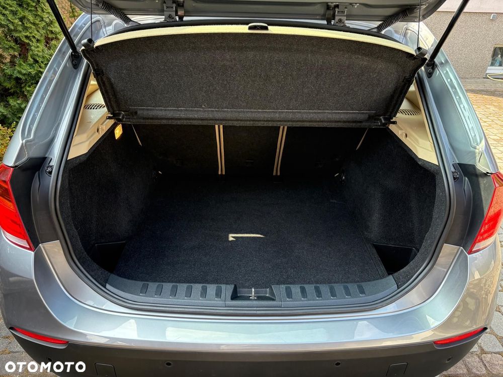 BMW X1 xDrive25i - 13