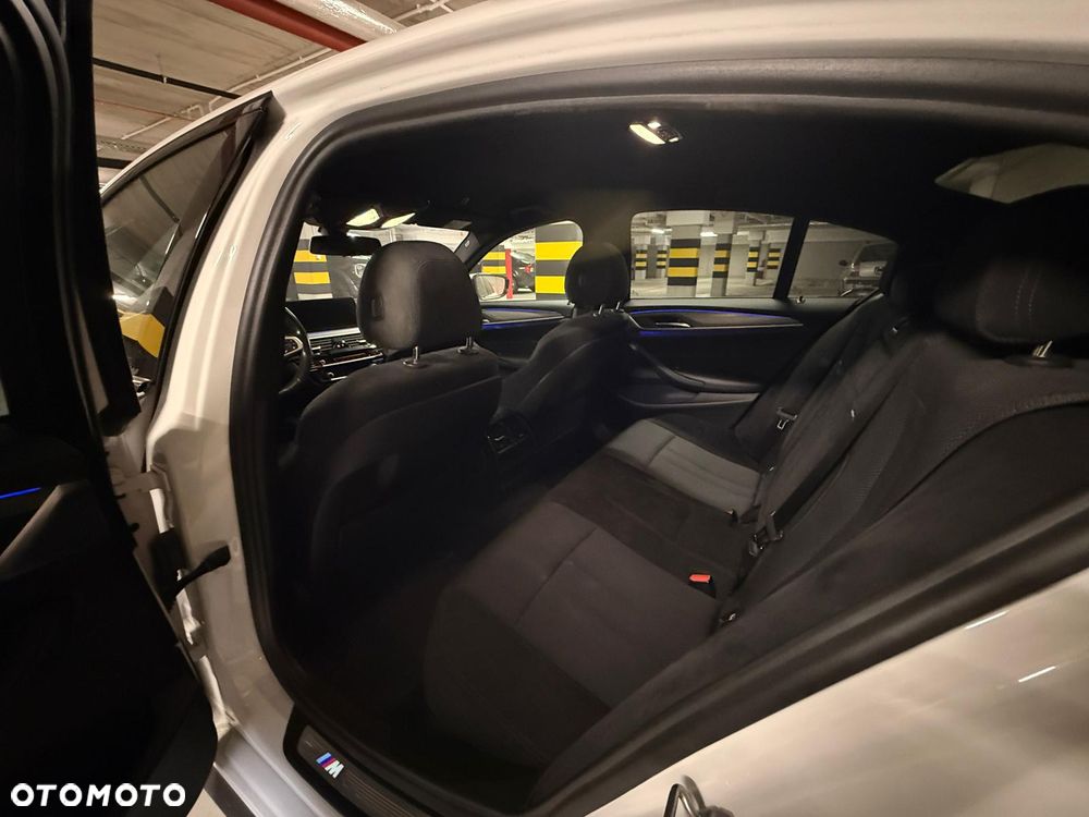 BMW Seria 5 530i M Sport sport - 10