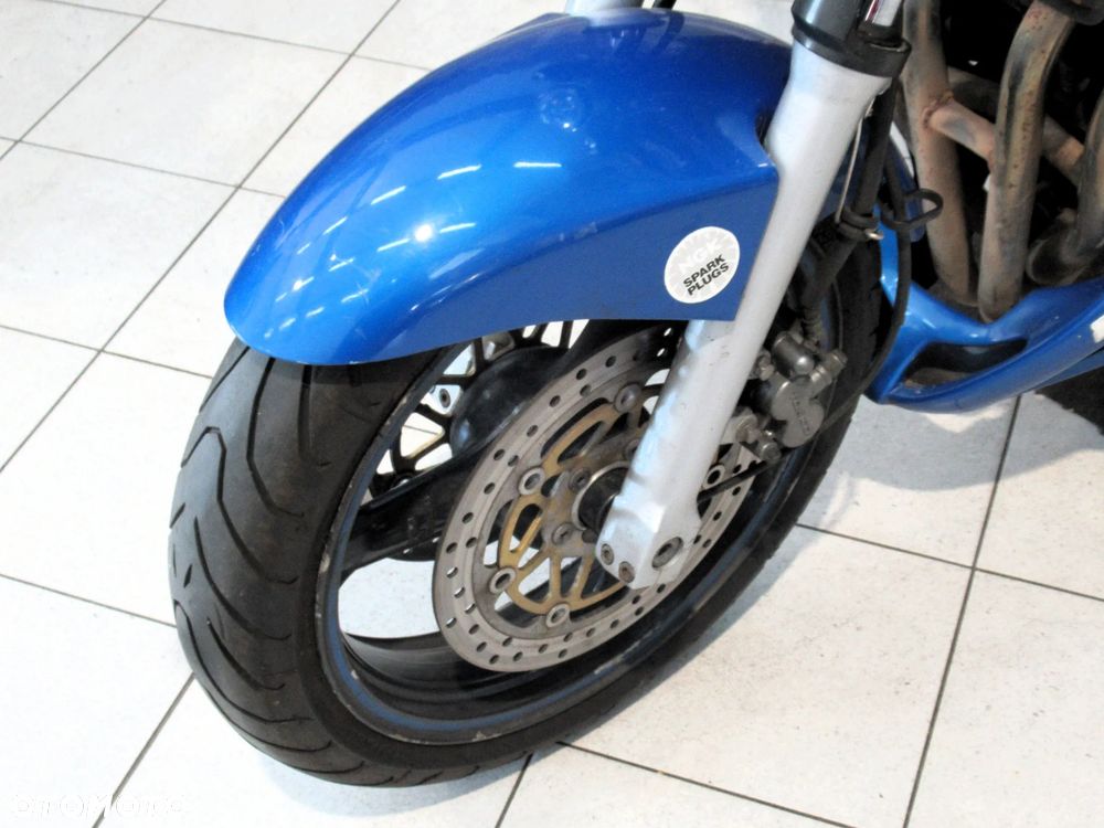 Kawasaki ZR - 19