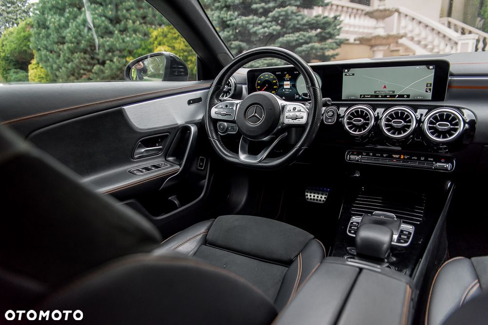Mercedes-Benz CLA 220 Edition 1 7G-DCT - 31
