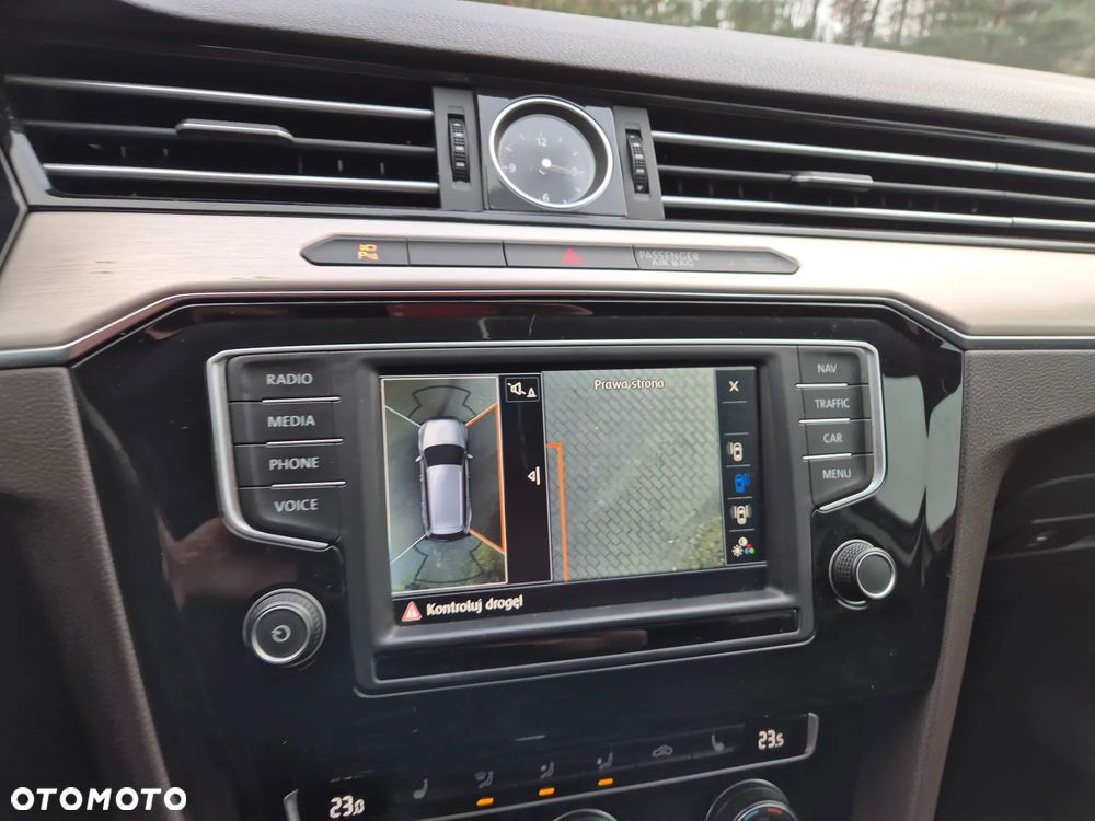 Volkswagen Passat 1.8 TSI (BlueMotion Technology) DSG Highline - 31