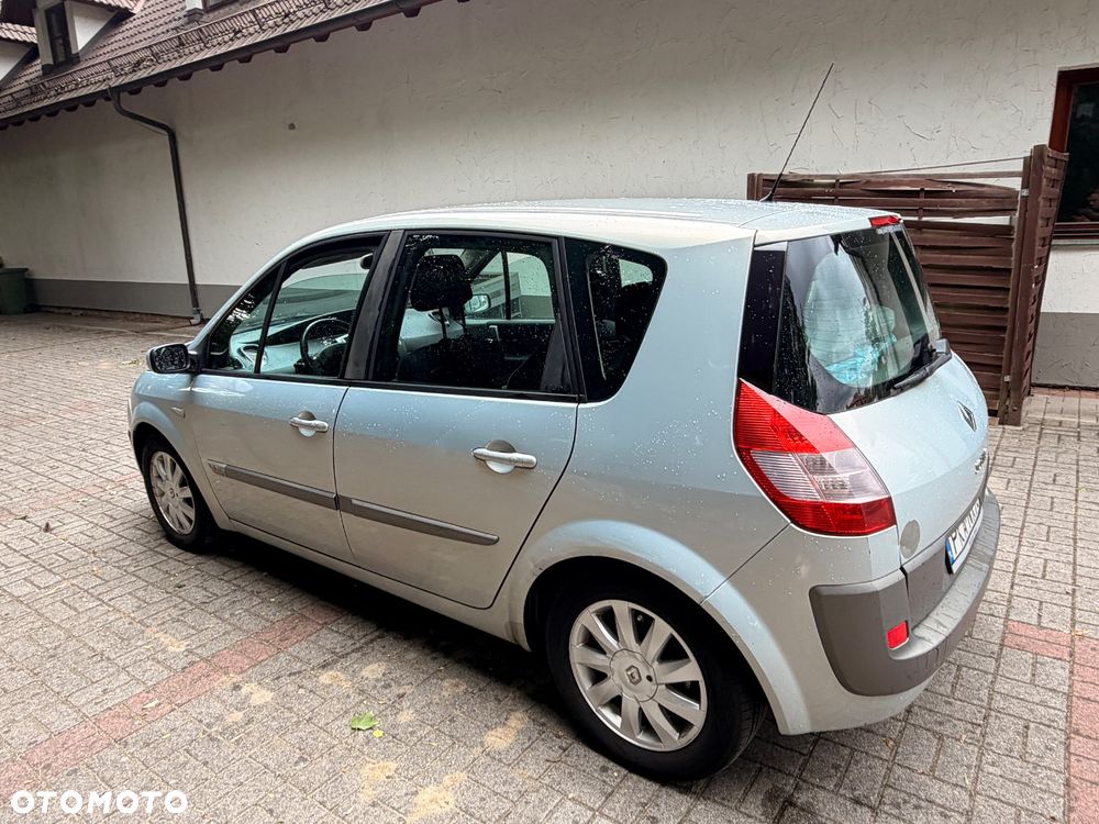 Renault Scenic - 12