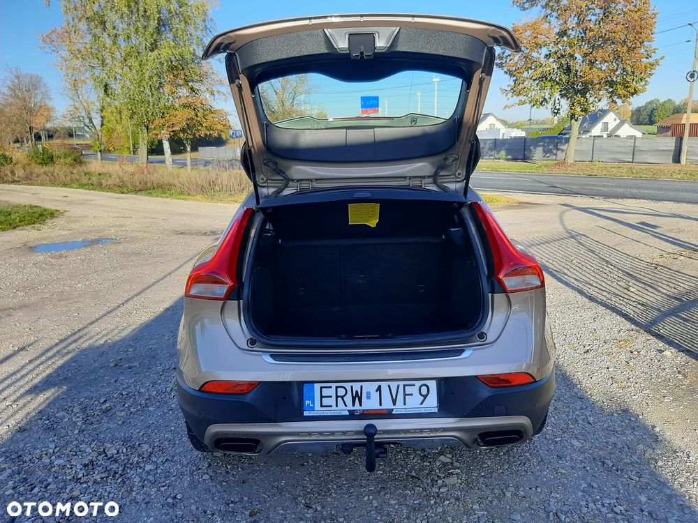 Volvo V40 Cross Country 2014
