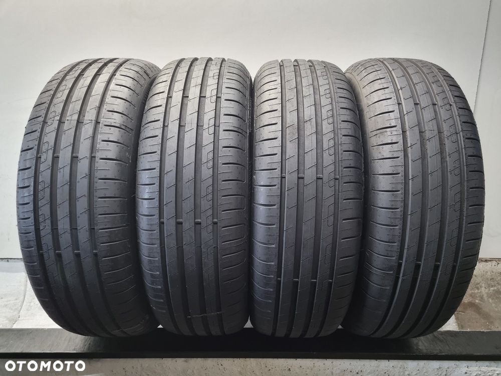 4x 205/60R16 92V Goodyear Efficient Grip Performance DEMO 2023 - 1