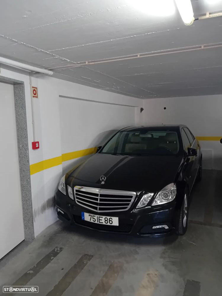 Mercedes-Benz E 250 CGi Avantgarde BE - 2