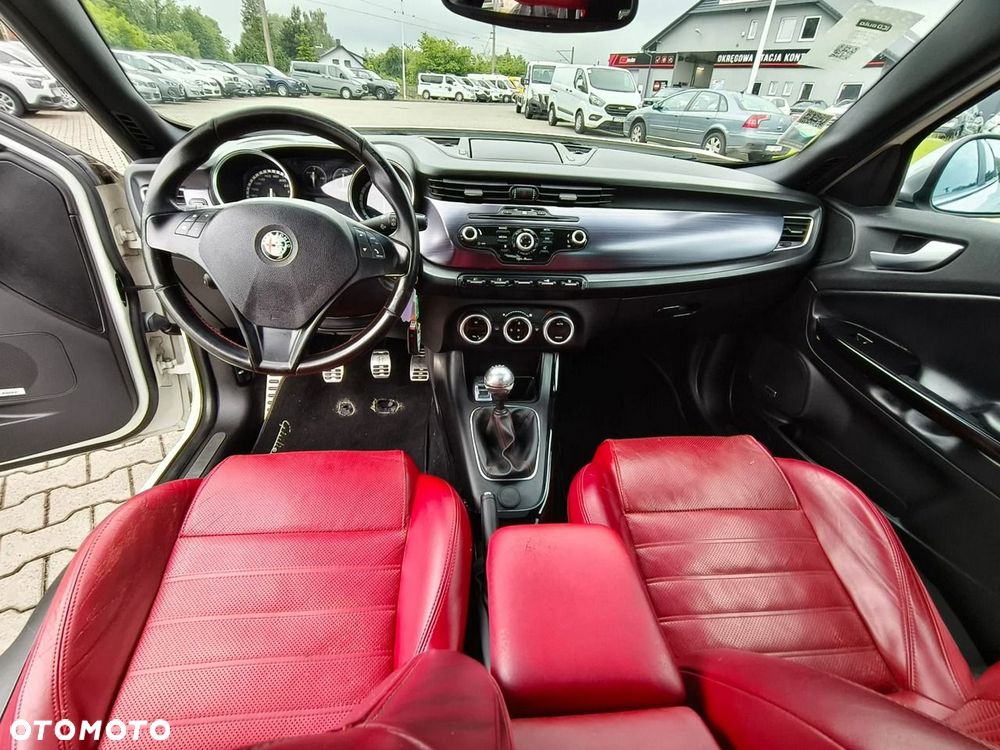 Alfa Romeo Giulietta - 11