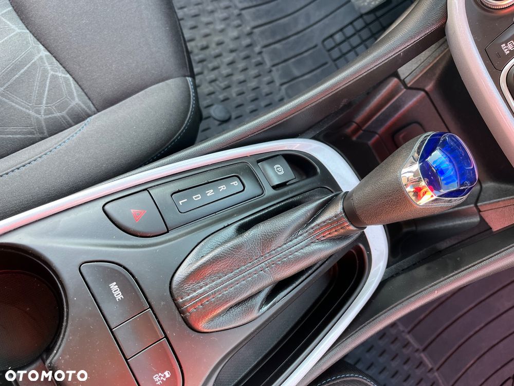 Chevrolet Volt - 19
